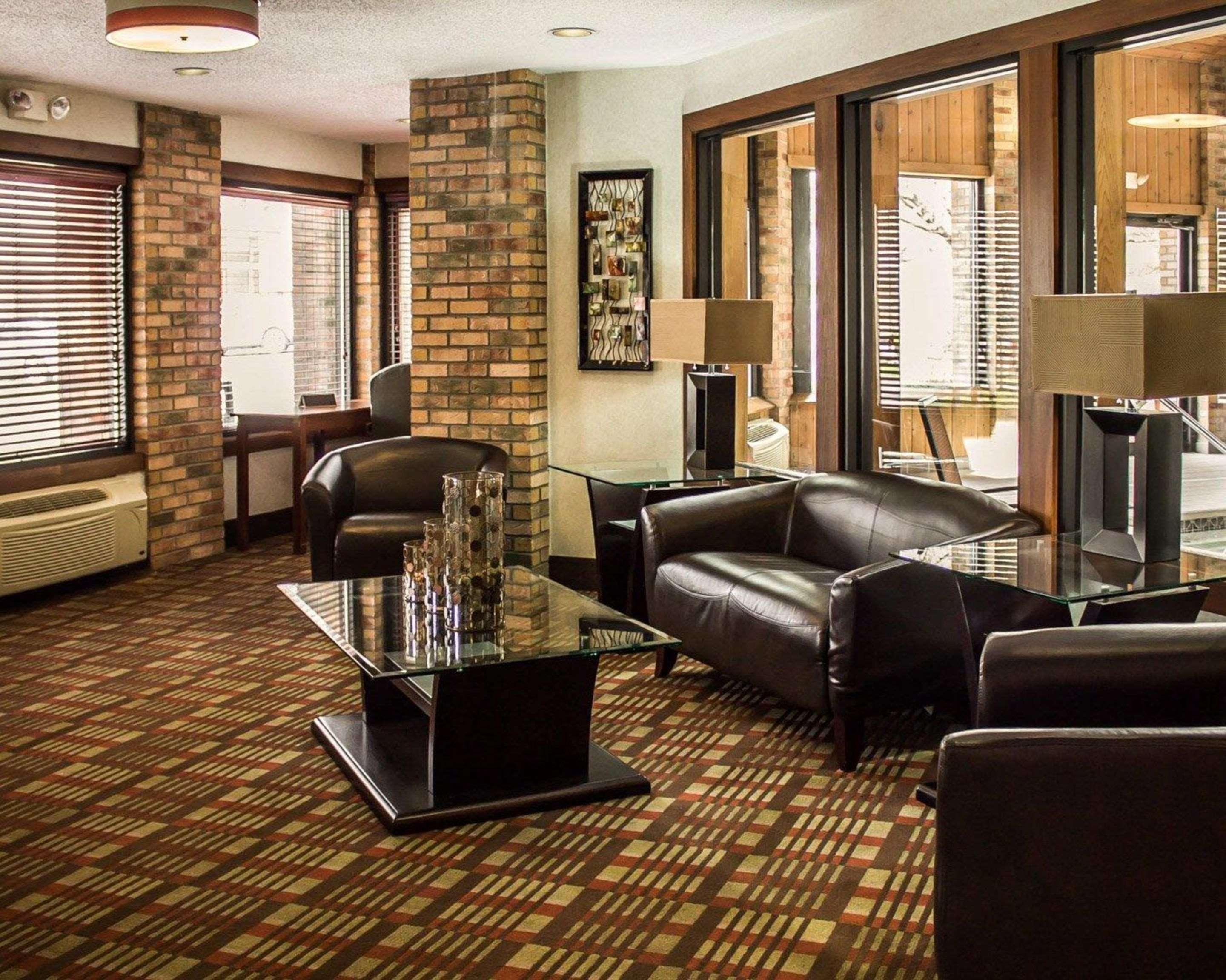 Quality Inn East Liverpool Exterior foto